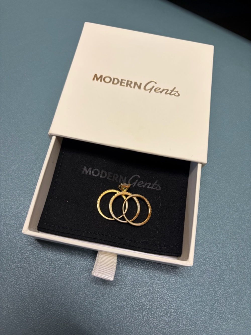 Modern Gents solitaire princess cut with bands - Picture 2 of 3
